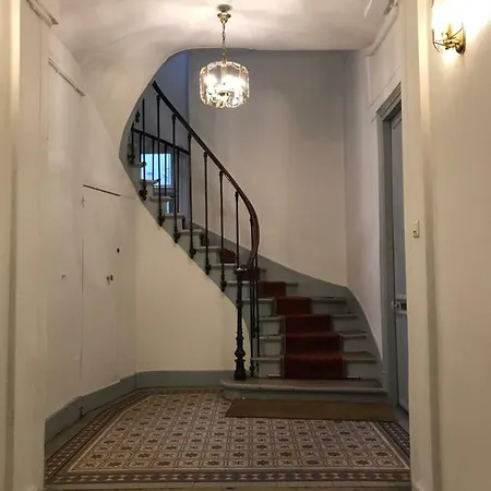 Lovely 40m2 Flat In The Heart Of Montmartre Apartment *